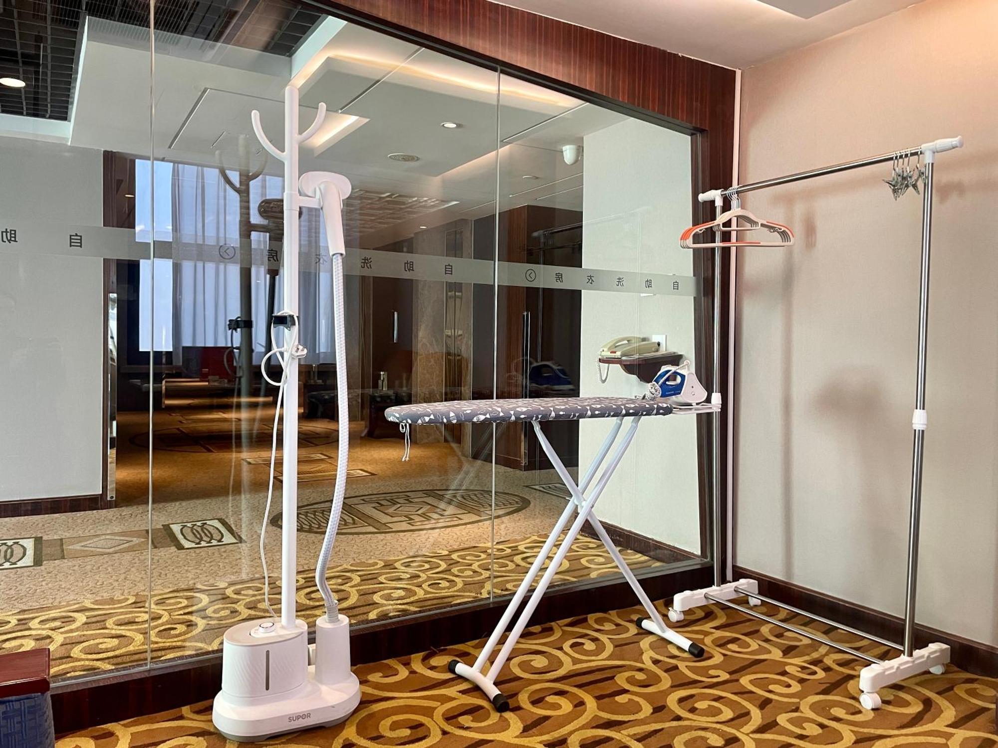 Shu Guang International Hotel Nanjing  Exterior photo